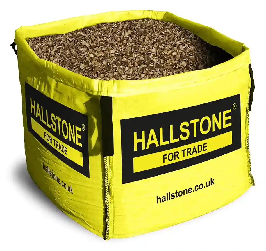 Hallstone play grade wood chippings
